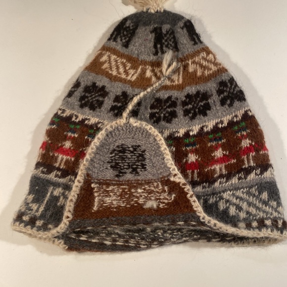 ❗️SALE❗️Knitted cap with ear flaps - Picture 6 of 6